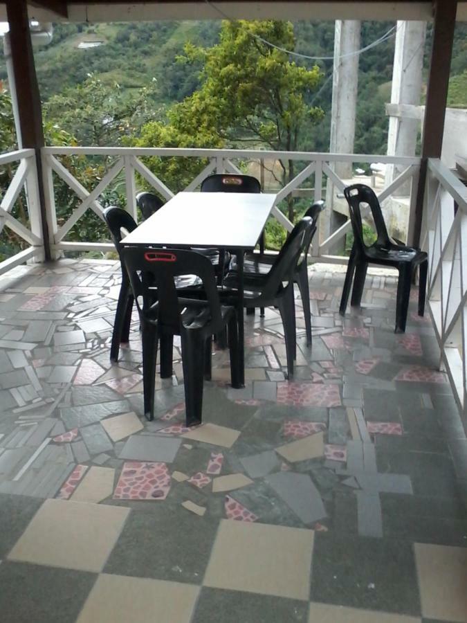 Dongorit Cabin House 1 Kampong Kundassan Exterior foto